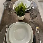 Indara Jerez Daire